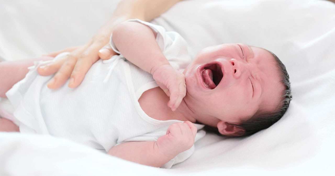 Cảnh báo dấu hiệu nguy hiểm khi trẻ sơ sinh bị ho sổ mũi thở khò khè